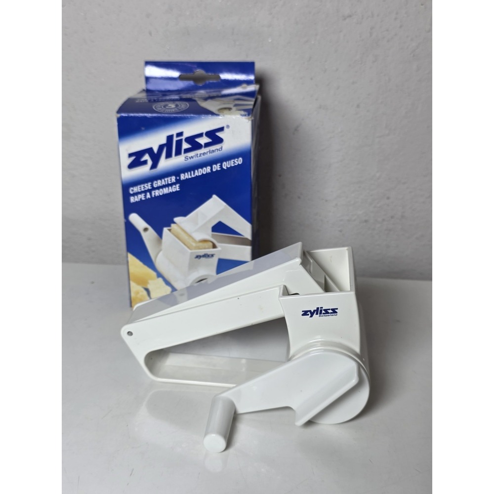 ZYLISS Switzerland Cheese Grater NIB Rotary Nuts Chocolate CH-3250 White!